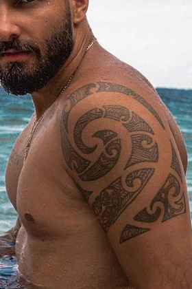 Riccardo Bosio - Kirituhi closeup - inked tattoo close-up detail