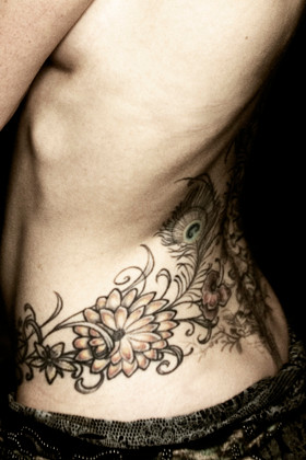 TattooTanne - Floral detail - inked tattoo close-up detail