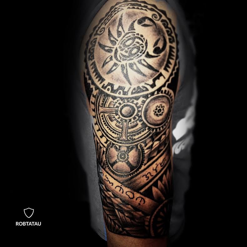 Polynesian crab and clockwork sleev by Robtatau: inked placement tattoo photo
