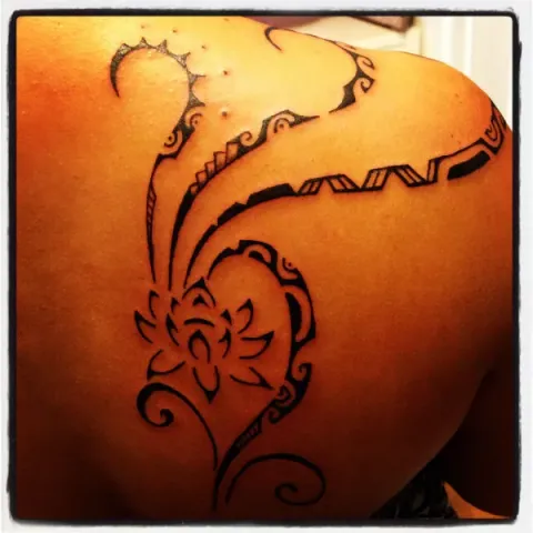 Kendra - lotus flower