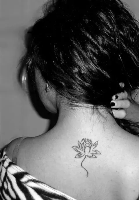Laura - Lotus flower