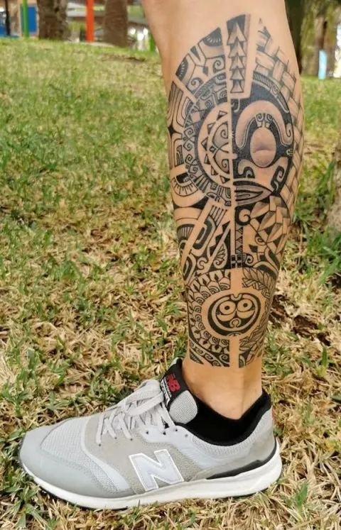 Ondrej - Polynesian leg