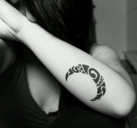 Alessandra - Maori moon: inked placement tattoo photo thumbnail