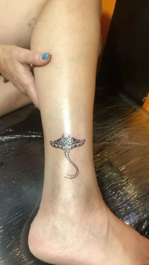 Anika - Manta: real inked placement tattoo photo thumbnail
