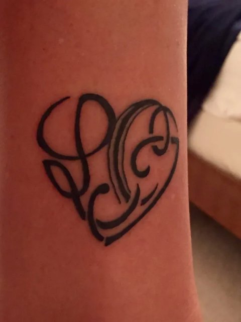 Carina - L+C+C+C+J heart: real inked placement tattoo photo thumbnail