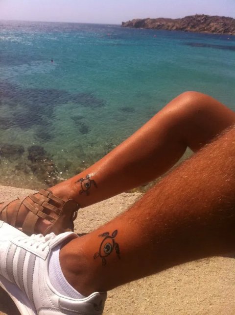 Carmine - Turtle eye: real inked placement tattoo photo thumbnail