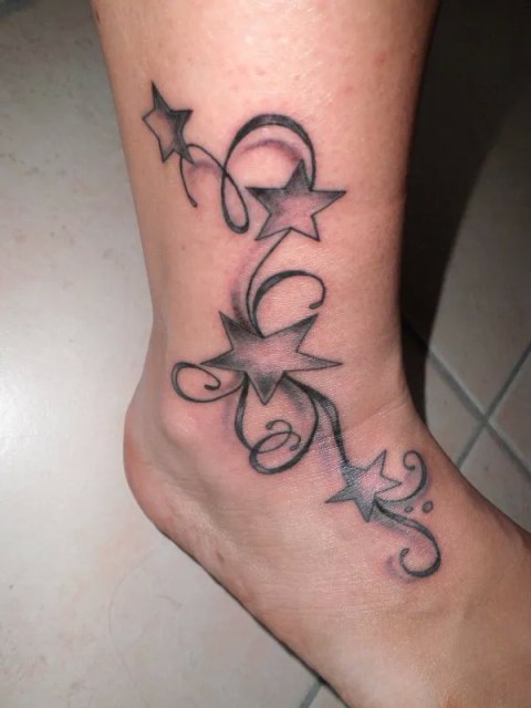Federica - Stars and swirls: real inked placement tattoo photo thumbnail