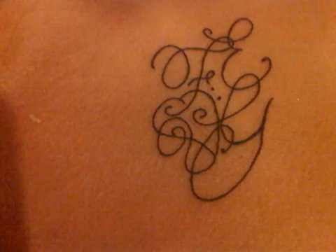 Giulia - GFE + Music heart: real inked placement tattoo photo thumbnail