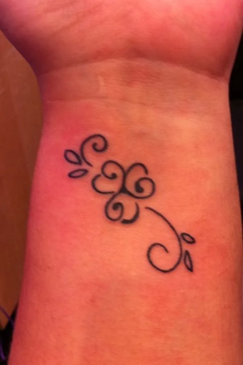 Jen - Triskell clover: real inked placement tattoo photo thumbnail