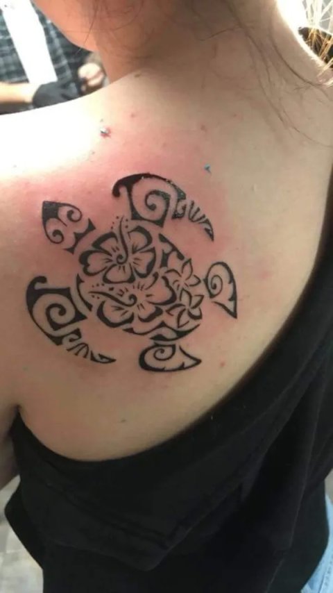 Kimmy - Flowers turtle: real inked placement tattoo photo thumbnail