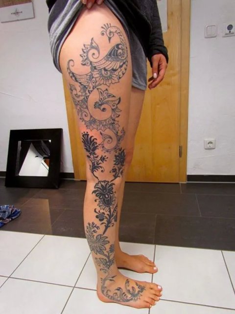 Lard Yao - Mehndi peacock: real inked placement tattoo photo thumbnail