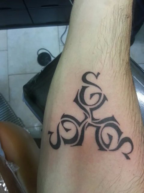 Luca - Triskell S+G+I+L: real inked placement tattoo photo thumbnail