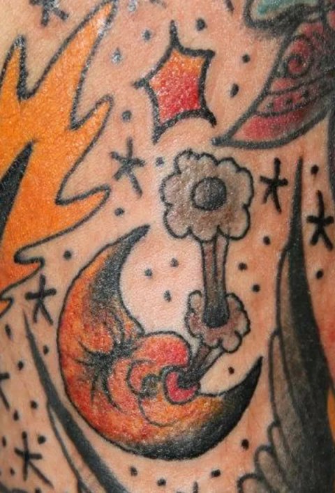 Mattia - Old school moon: real inked placement tattoo photo thumbnail