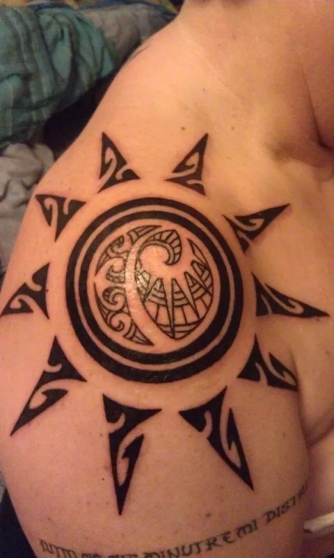 Paola - Sun disk: real inked placement tattoo photo thumbnail