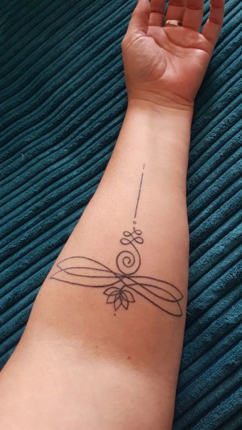 Puur - dragonfly lotus: real inked placement tattoo photo thumbnail