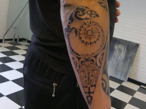 Quincy - Sun lizard: real inked placement tattoo photo thumbnail