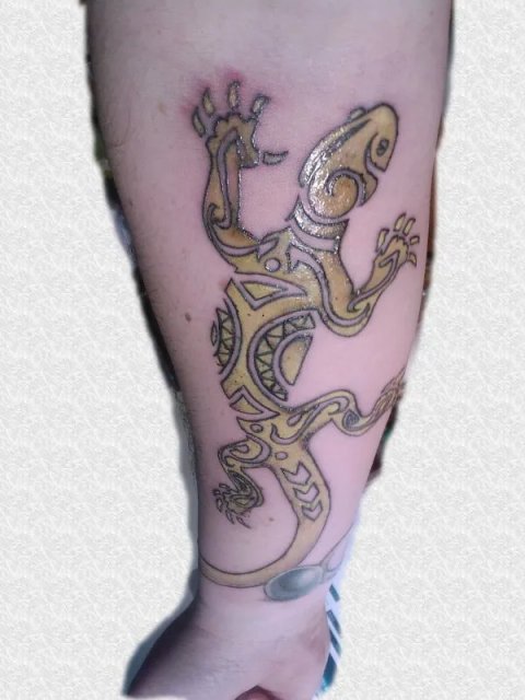 Te arata'i ataata - Lizard: real inked placement tattoo photo thumbnail