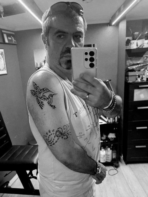 Tito - Manu hū: real inked placement tattoo photo thumbnail