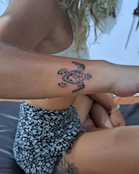 Yoyotattoo - Whaiaro: inked placement tattoo photo thumbnail